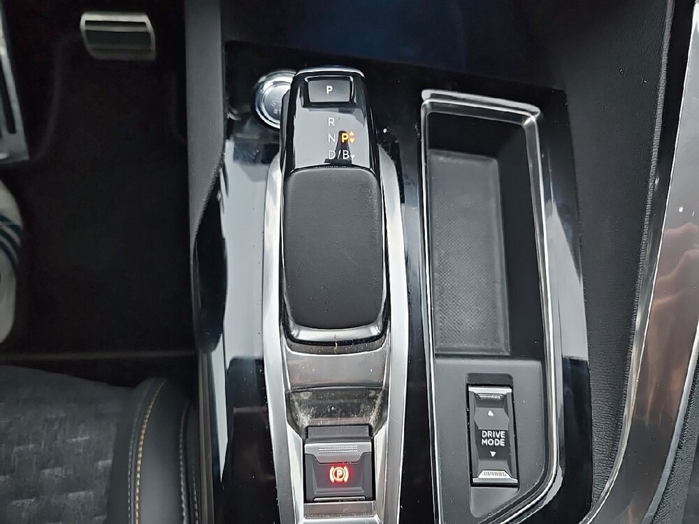 Occasion PEUGEOT 3008 3008 Hybrid 225 e-EAT8 - Roadtrip