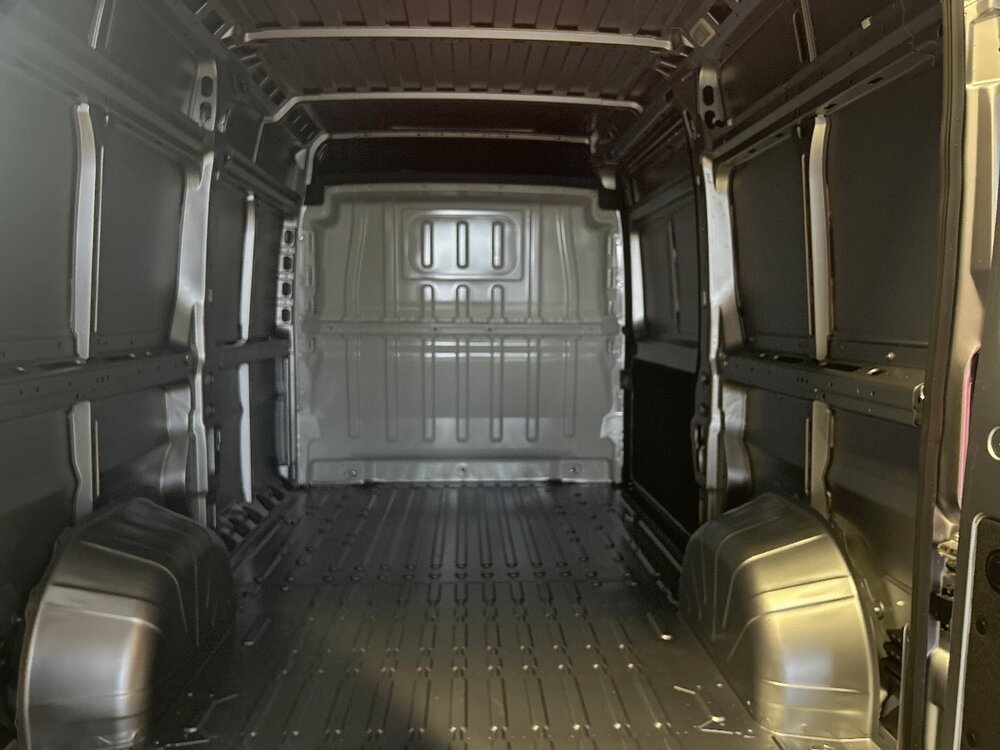 Occasion PEUGEOT Boxer BOXER FGN TOLE 3.5 T L2H2 140 S&S BVA8