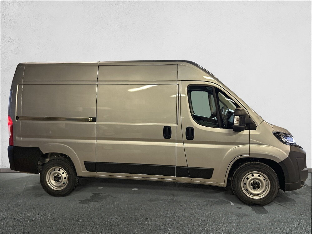 Occasion PEUGEOT Boxer BOXER FGN TOLE 3.5 T L2H2 140 S&S BVA8