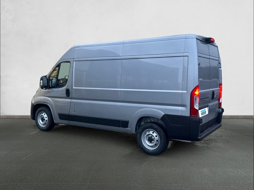 Occasion PEUGEOT Boxer BOXER FGN TOLE 3.5 T L2H2 140 S&S BVA8