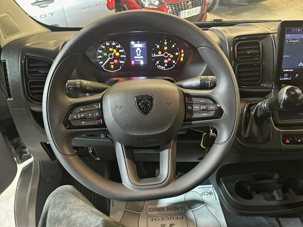 Occasion PEUGEOT Boxer BOXER FGN TOLE 3.5 T L2H2 140 S&S BVA8