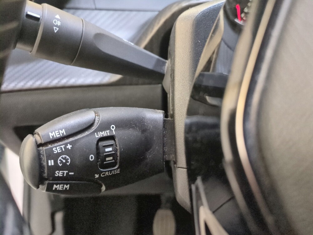 Occasion PEUGEOT 208 208 BLUEHDI 100 S&S BVM6 - PREMIUM PACK