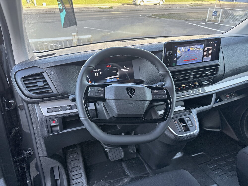 Occasion PEUGEOT Expert EXPERT CA FIXE M DIESEL 150 CH AUTOMATIQUE