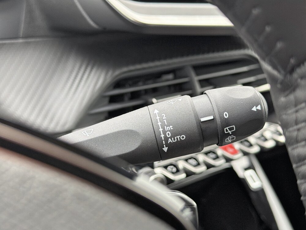 Occasion PEUGEOT 208 208 Hybrid 110 e-DCS6 - Allure