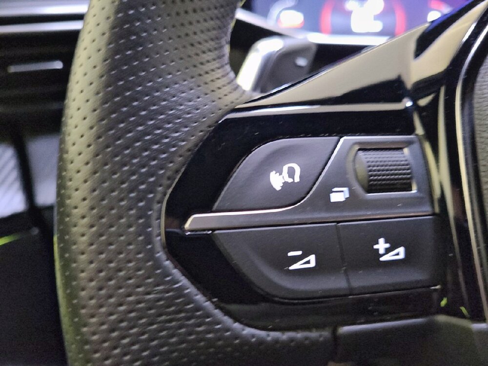 Occasion PEUGEOT 2008 2008 PureTech 130 S&S EAT8 - GT