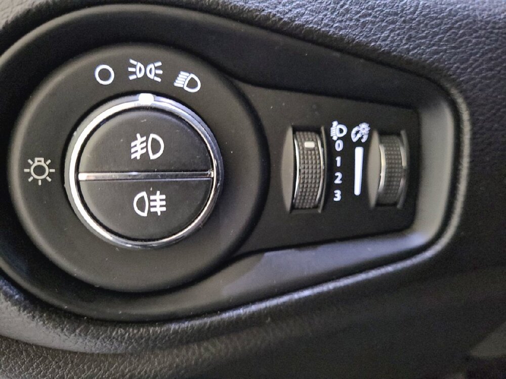 Occasion JEEP Renegade Renegade 1.6 l MultiJet 120 ch BVM6 - Longitude