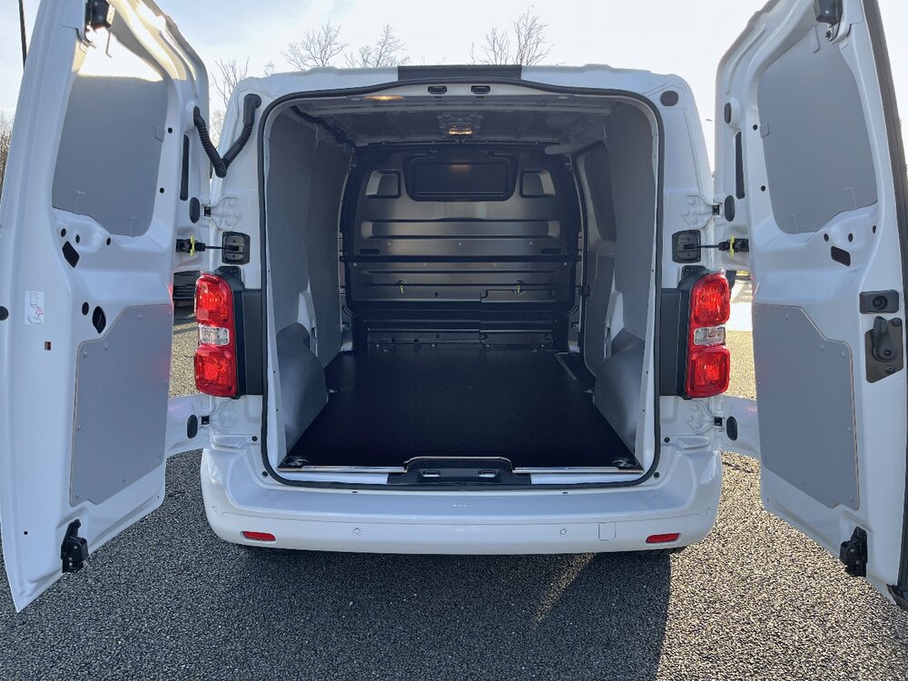 Occasion PEUGEOT Expert EXPERT FGN M DIESEL 145 CH AUTOMATIQUE