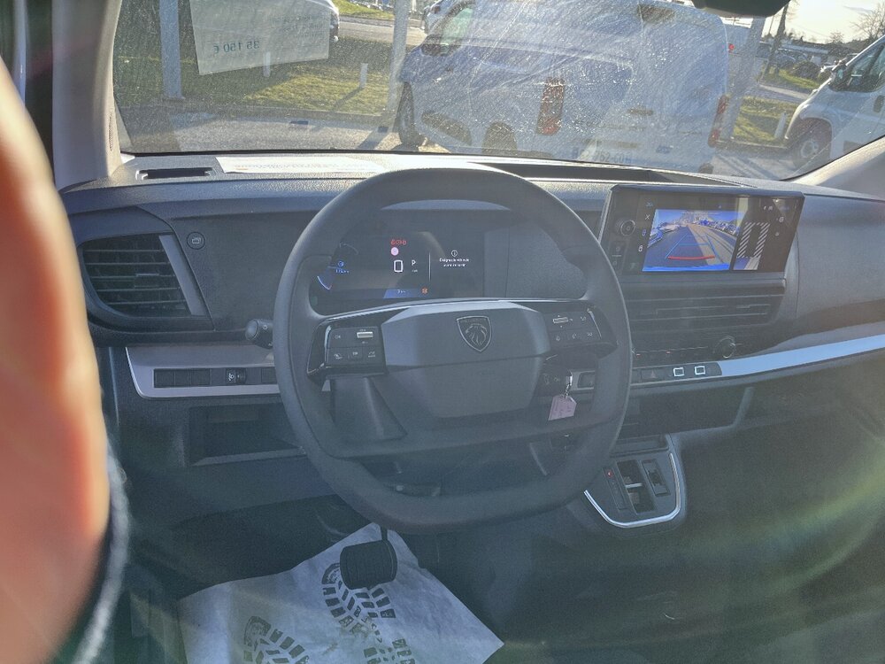 Occasion PEUGEOT Expert EXPERT FGN M DIESEL 145 CH AUTOMATIQUE