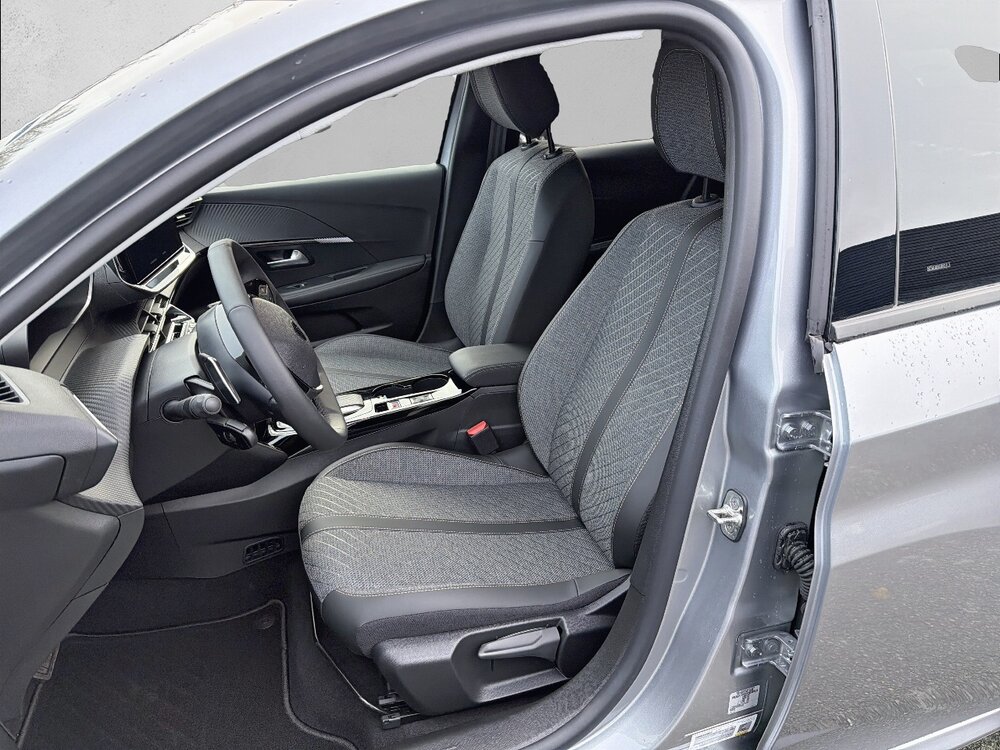 Occasion PEUGEOT 208 208 Hybrid 110 e-DCS6 - série spéciale ENVY