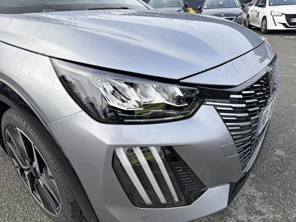 Occasion PEUGEOT 208 208 Hybrid 110 e-DCS6 - série spéciale ENVY