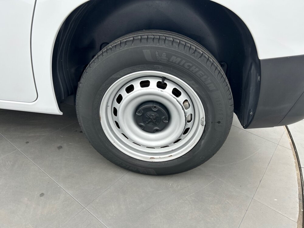 Occasion PEUGEOT Partner PARTNER FOURGON M 650 KG BLUEHDI 100 S&S BVM6