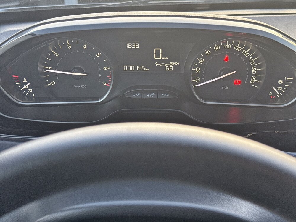 Occasion PEUGEOT 208 208 PureTech 68ch BVM5