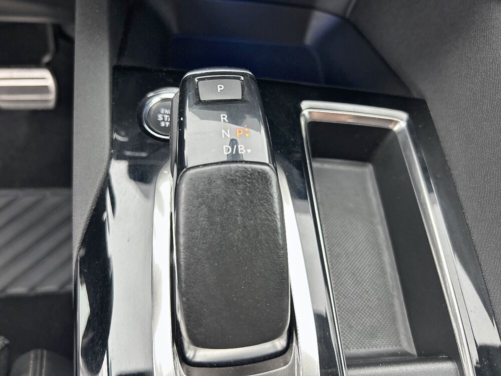 Occasion PEUGEOT 3008 3008 Hybrid 225 e-EAT8 - GT