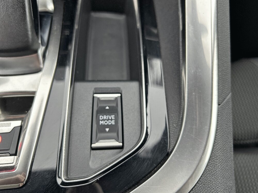 Occasion PEUGEOT 3008 3008 Hybrid 225 e-EAT8 - GT