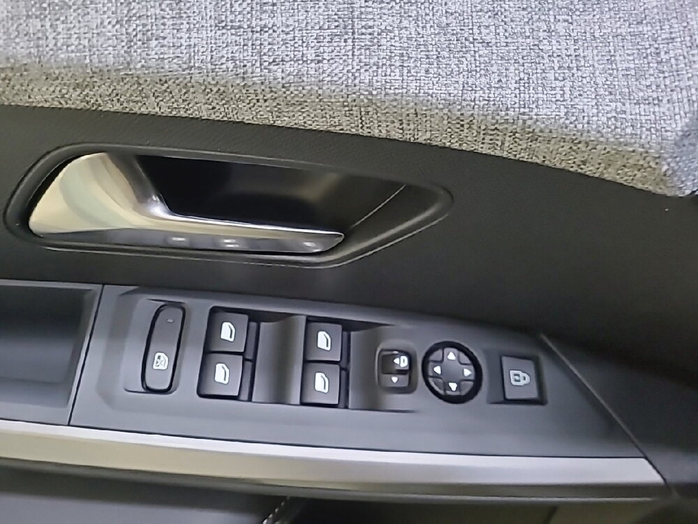 Occasion PEUGEOT 5008 5008 Hybrid 145 e-DCS6 - Allure