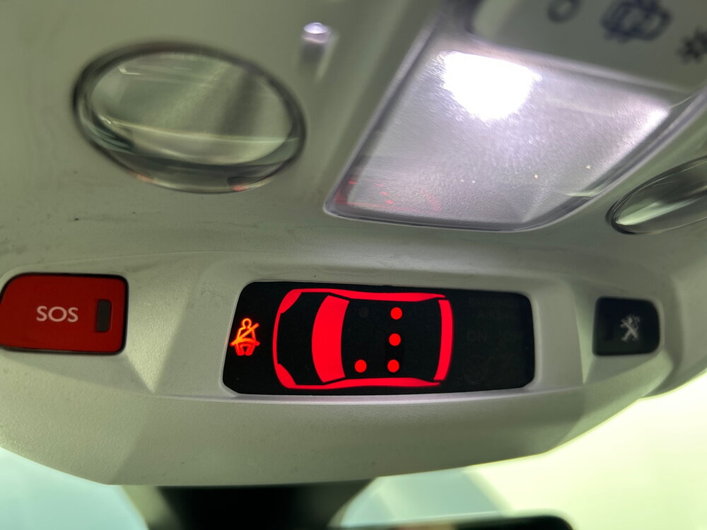 Occasion PEUGEOT 3008 3008 Hybrid 225 e-EAT8 - Allure