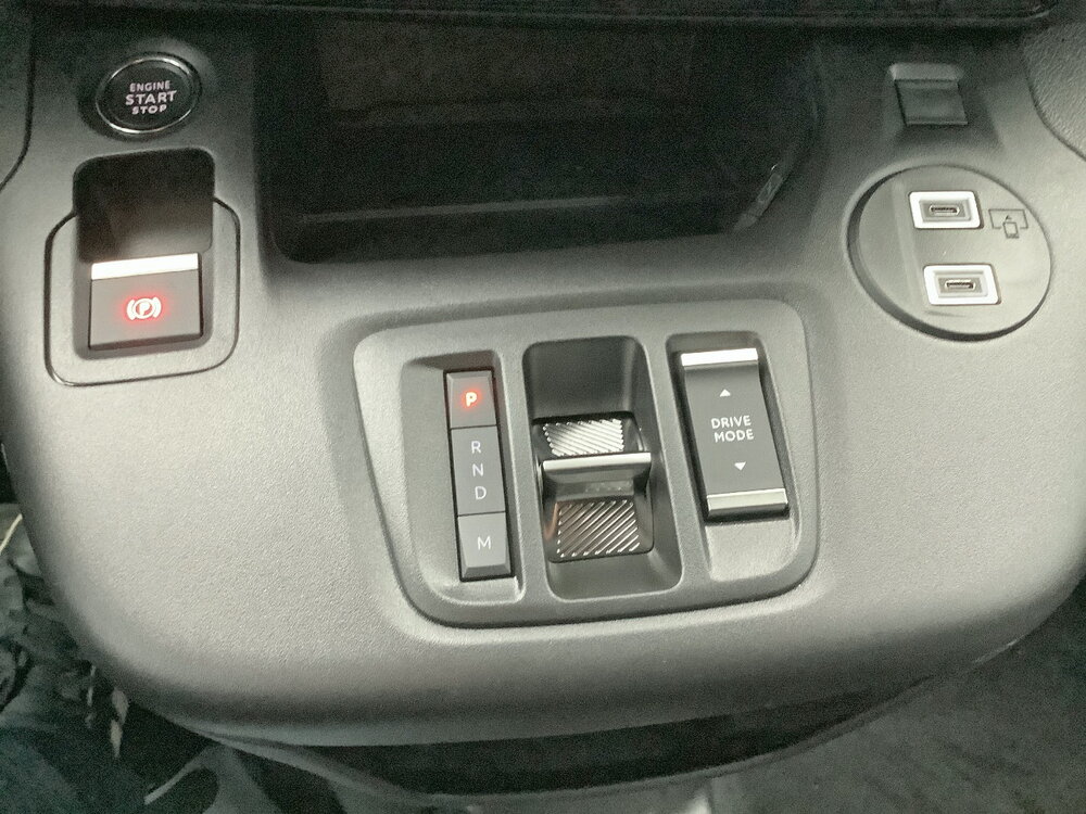 Occasion PEUGEOT Partner PARTNER FOURGON M DIESEL 130 CH AUTOMATIQUE - CHARGE UTILE MAJOREE