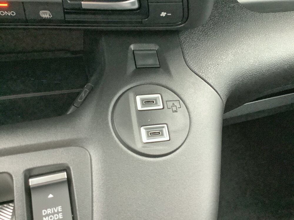 Occasion PEUGEOT Partner PARTNER FOURGON M DIESEL 130 CH AUTOMATIQUE - CHARGE UTILE MAJOREE