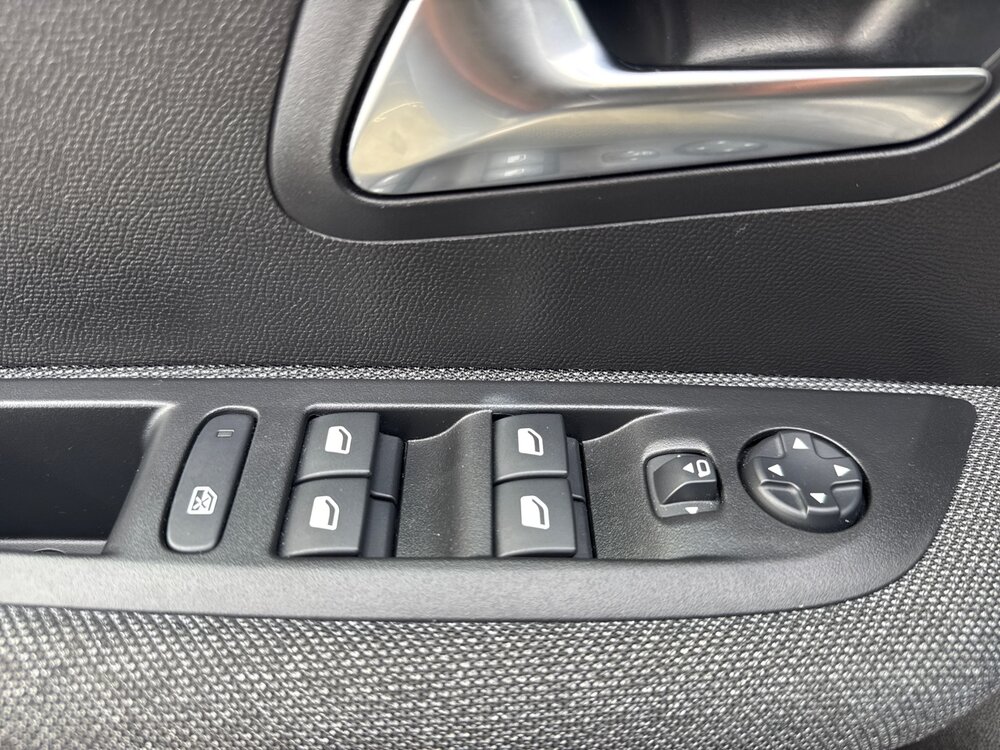 Occasion PEUGEOT 208 208 PureTech 100 S&S EAT8