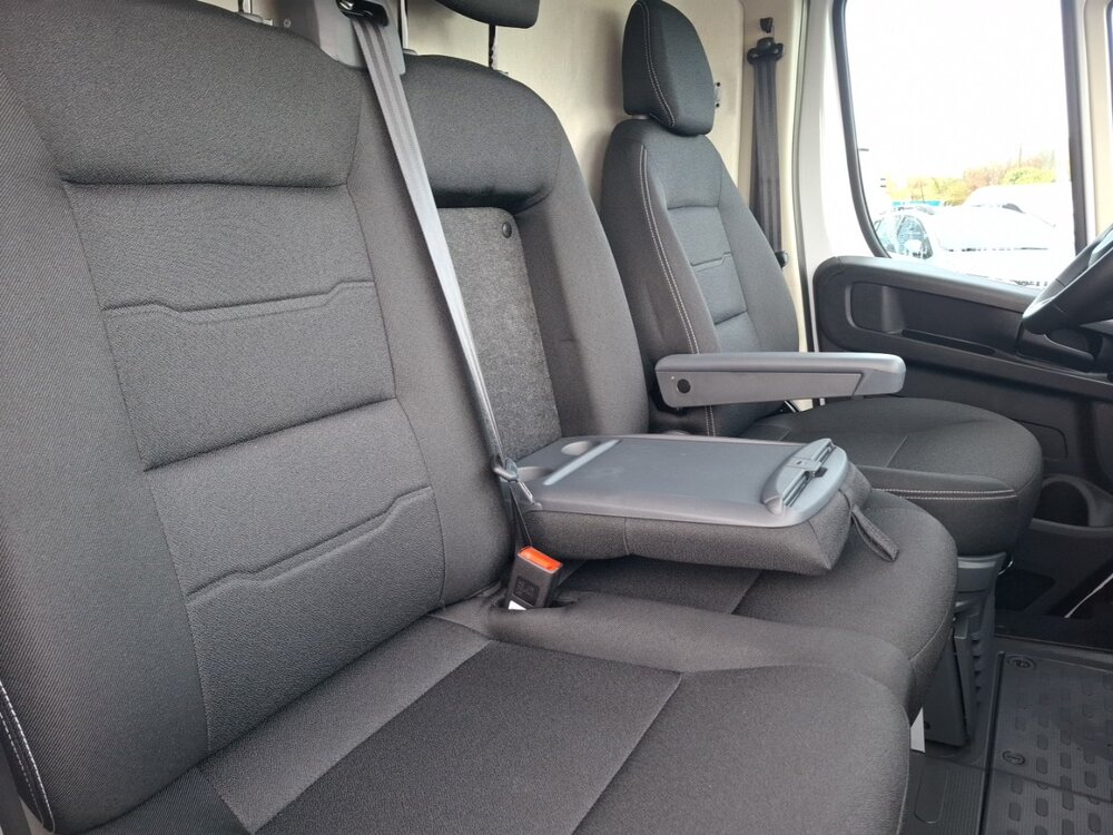 Occasion PEUGEOT Boxer BOXER FGN TOLE 3.5 T L2H2 140 S&S BVM6