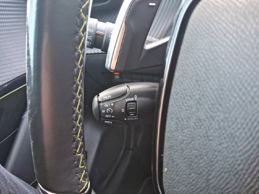 Occasion PEUGEOT 208 208 PureTech 100 S&S EAT8