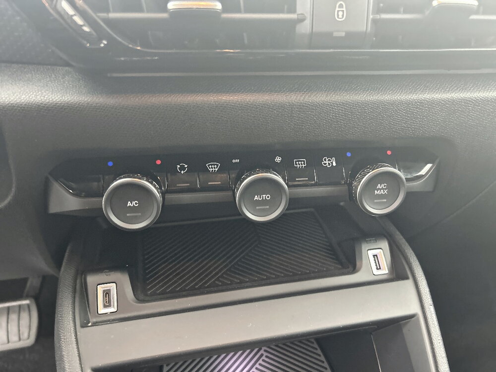 Occasion CITROEN C4 C4 Hybride 136 e-DCS6 - Plus