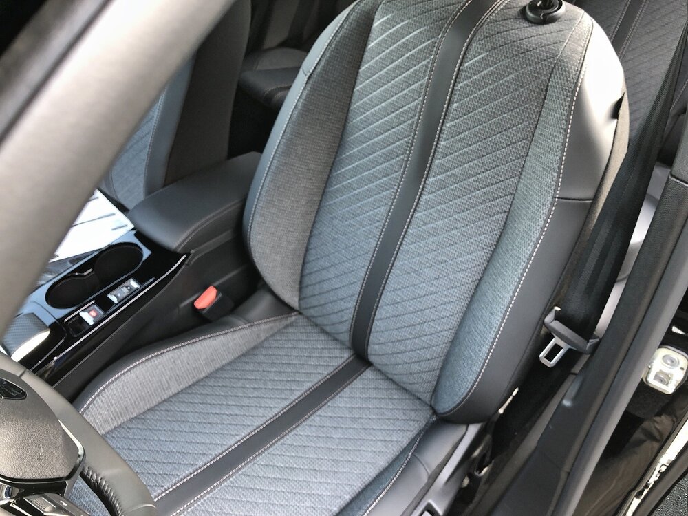 Occasion PEUGEOT 2008 2008 Hybrid 145 e-DCS6 - série spéciale ENVY