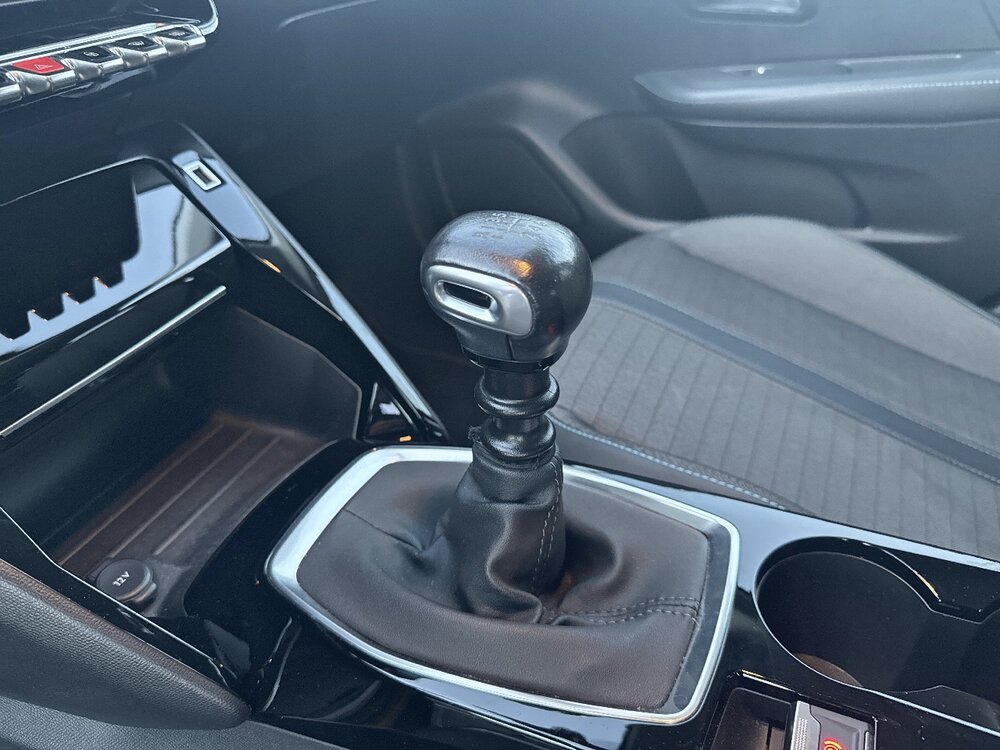 Occasion PEUGEOT 208 208 PureTech 100 S&S BVM6