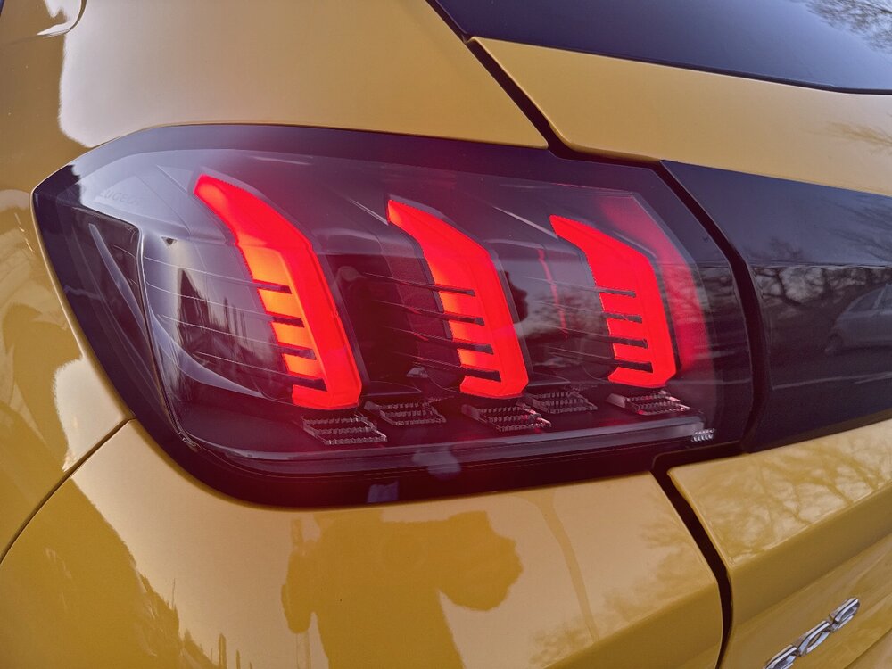 Occasion PEUGEOT 208 208 PureTech 100 S&S BVM6