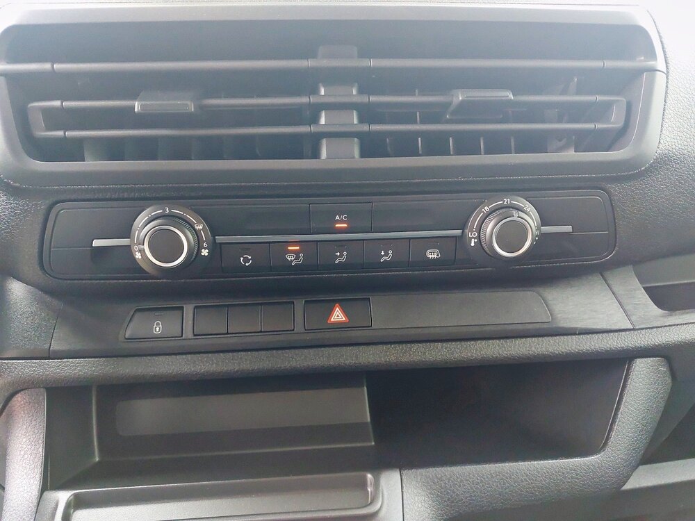 Occasion PEUGEOT Expert EXPERT CA FIXE M BLUEHDI 180 S&S EAT8