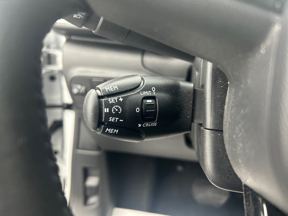 Occasion CITROEN C3 C3 PureTech 110 S&S EAT6 - Shine Pack