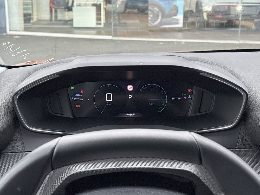 Occasion PEUGEOT 208 208 Hybrid 110 e-DCS6 - série spéciale ENVY