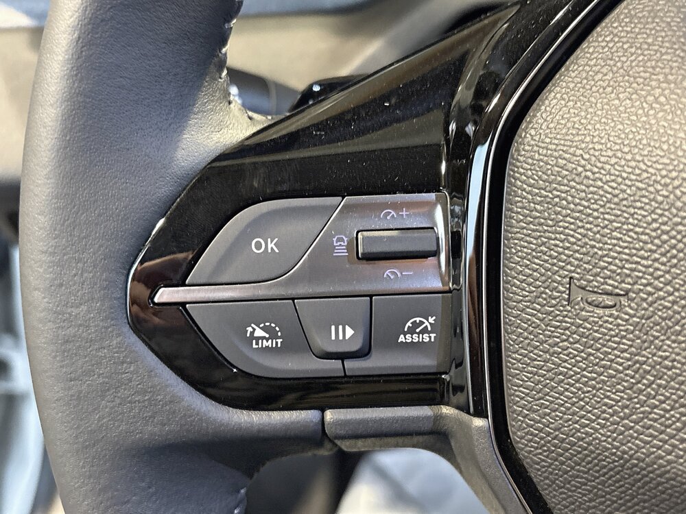 Occasion PEUGEOT 408 408 Electrique 58 kWh 210ch