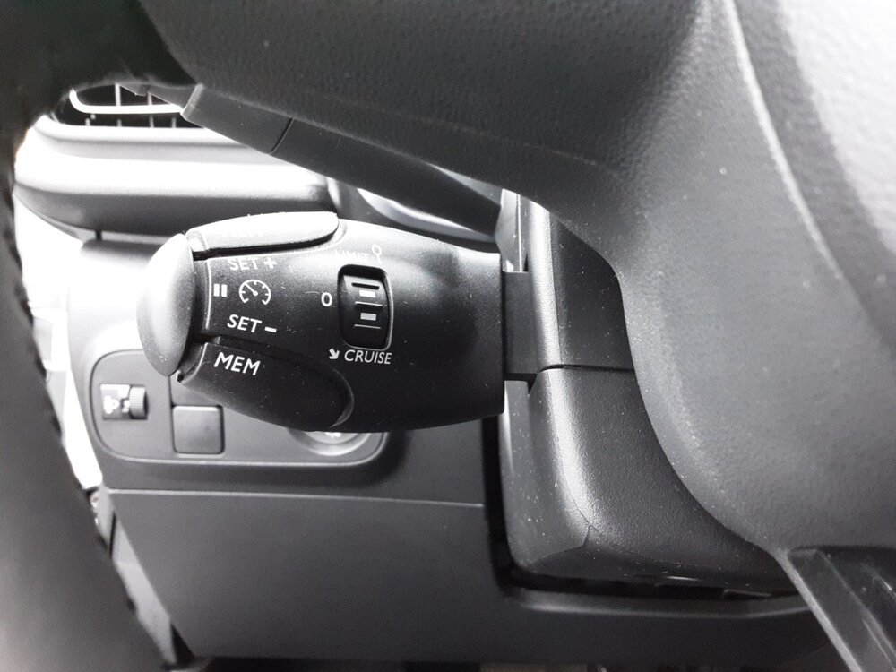 Occasion CITROEN C3 C3 PureTech 110 S&S EAT6 - Shine Pack