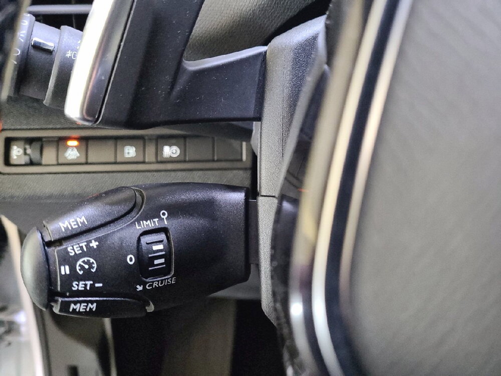 Occasion PEUGEOT 3008 3008 Hybrid 225 e-EAT8 - Allure