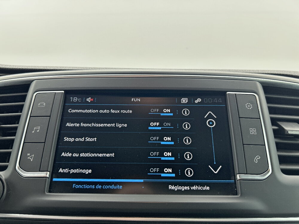 Occasion PEUGEOT Expert EXPERT FGN TOLE LONG BLUEHDI 180 S&S EAT8 - ASPHALT