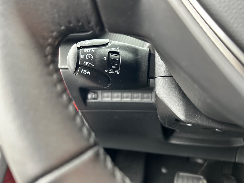 Occasion PEUGEOT 208 208 PureTech 100 S&S EAT8 - Allure