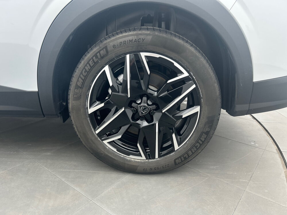 Occasion PEUGEOT 5008 5008 Hybrid 136 e-DCS6 - Allure