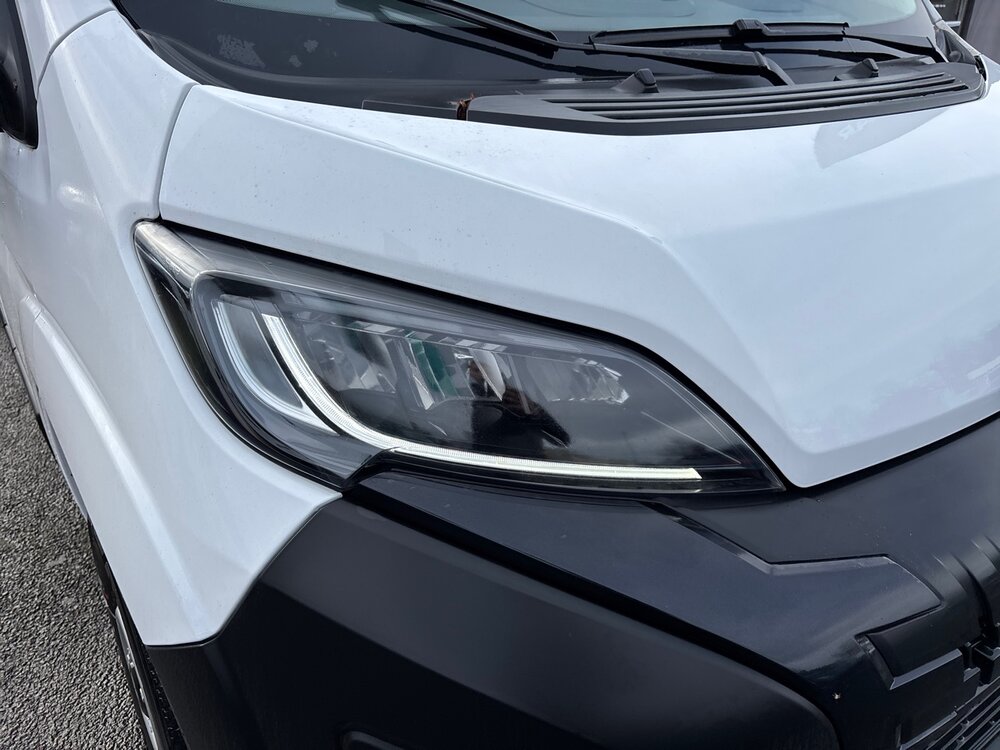 Occasion PEUGEOT Boxer BOXER FGN TOLE 3.5 T D L2H2 140 CH AUT.