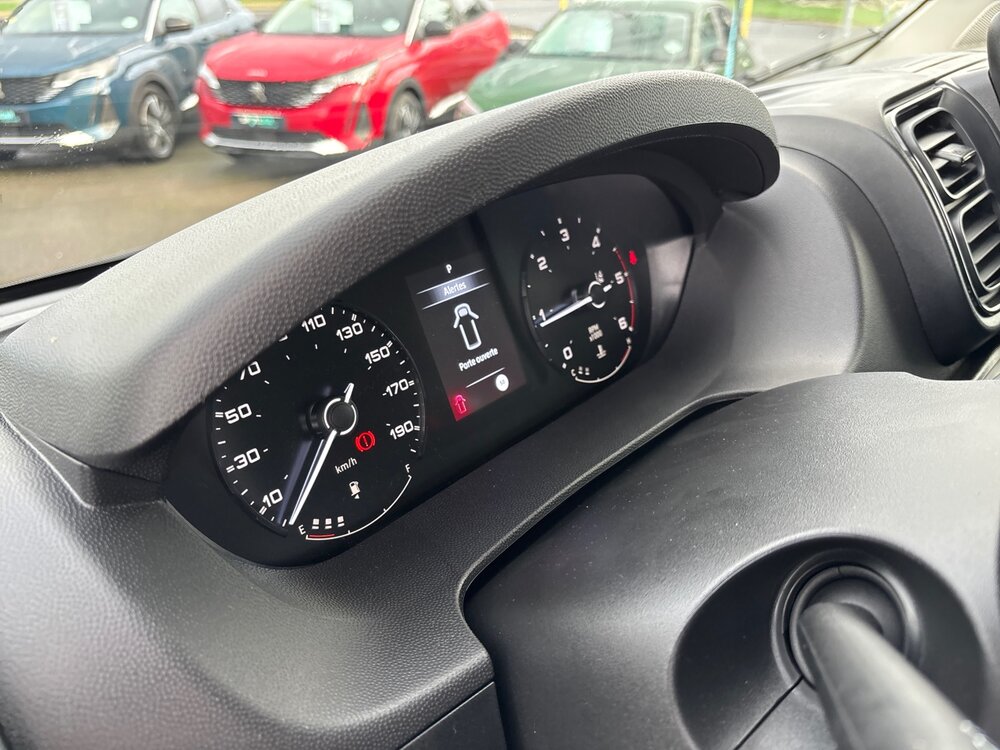 Occasion PEUGEOT Boxer BOXER FGN TOLE 3.5 T D L2H2 140 CH AUT.