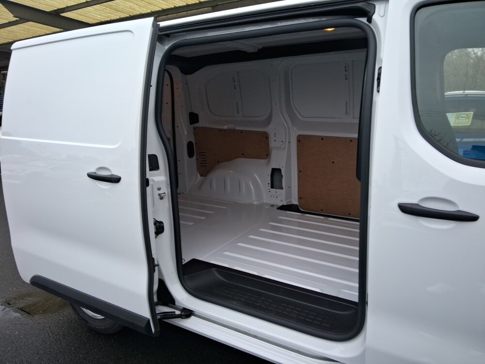 Occasion PEUGEOT Expert EXPERT FGN M BLUEHDI 145 S&S EAT8