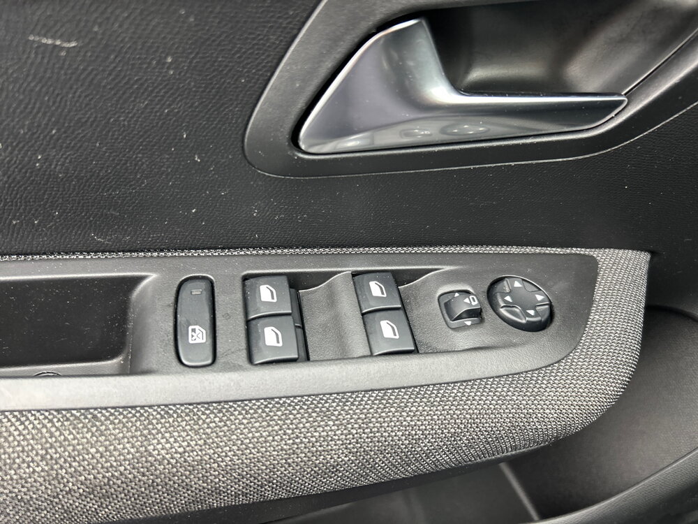 Occasion PEUGEOT 208 208 PureTech 100 S&S BVM6 - Style