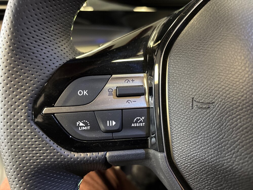 Occasion PEUGEOT 408 408 Electrique 58 kWh 210ch - GT