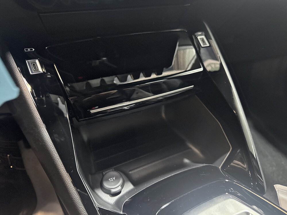 Occasion PEUGEOT 2008 2008 Hybrid 145 e-DCS6 - série spéciale ENVY