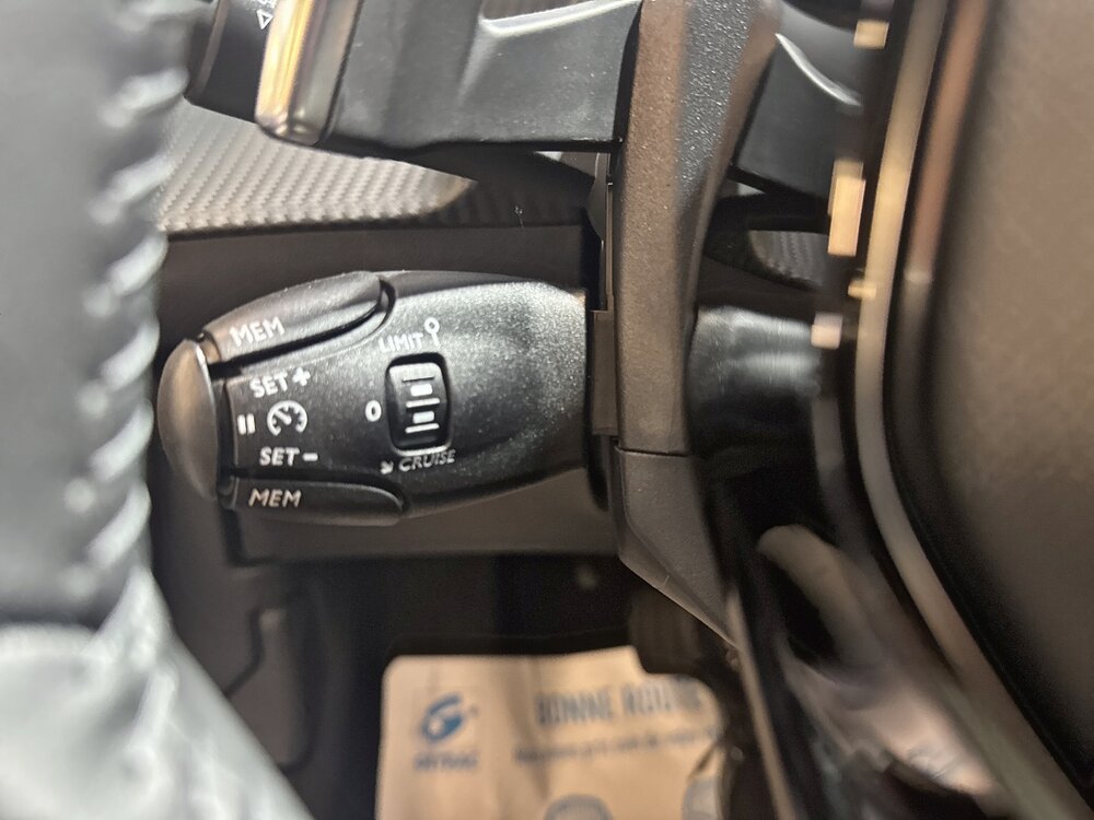 Occasion PEUGEOT 2008 2008 Hybrid 145 e-DCS6 - série spéciale ENVY