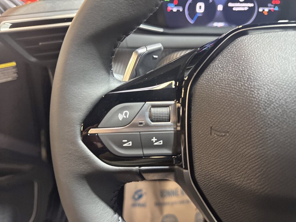 Occasion PEUGEOT 2008 2008 Hybrid 145 e-DCS6 - série spéciale ENVY
