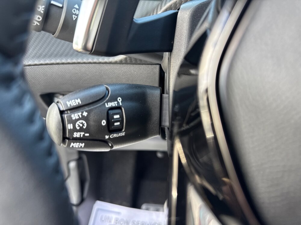 Occasion PEUGEOT 208 208 Hybrid 110 e-DCS6 - Allure