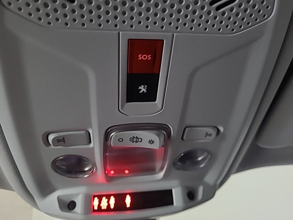 Occasion PEUGEOT 2008 2008 BlueHDi 110 S&S BVM6 - Roadtrip