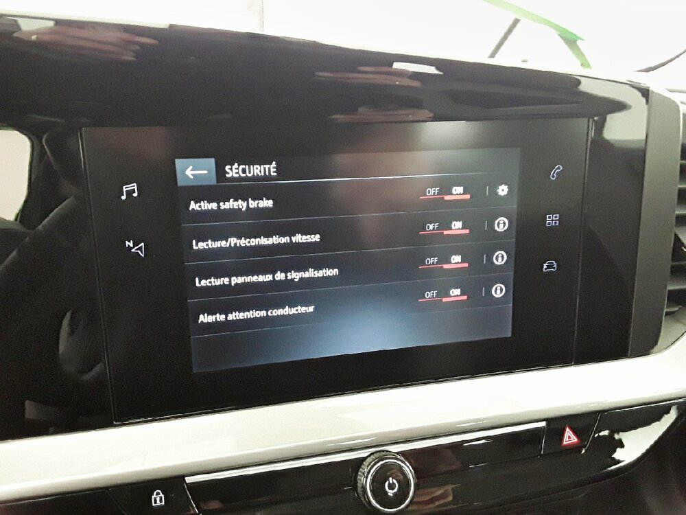 Occasion OPEL Mokka Mokka Electrique 136 ch & Batterie 50 kWh - Elegance