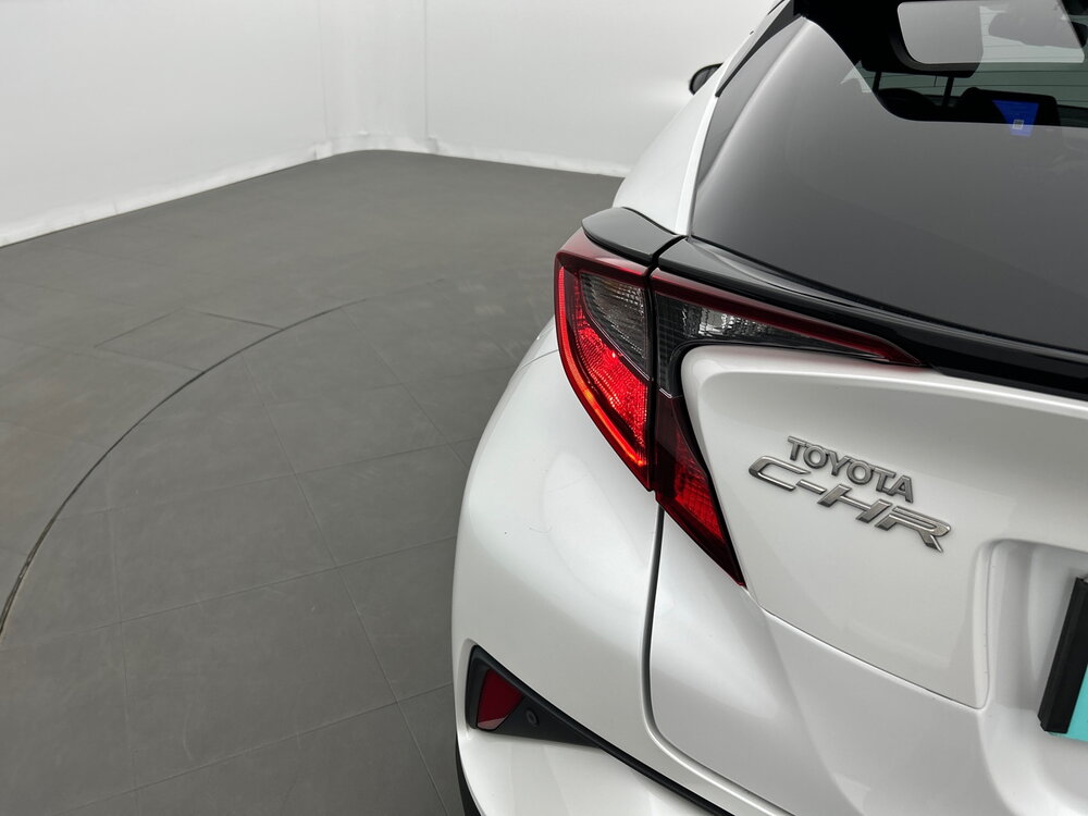 Occasion TOYOTA C-HR C-HR Hybride 1.8L - Design Ultimate